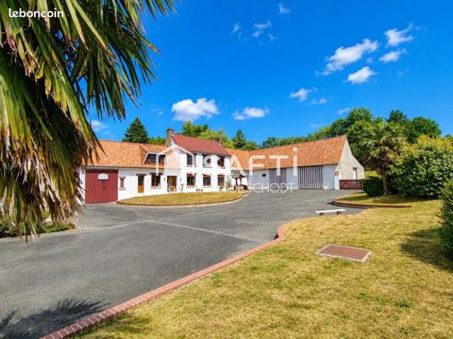 Ferme 7 pièces 195 m²