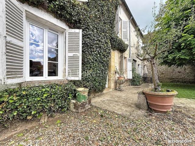 Ferme 7 pièces 200 m²