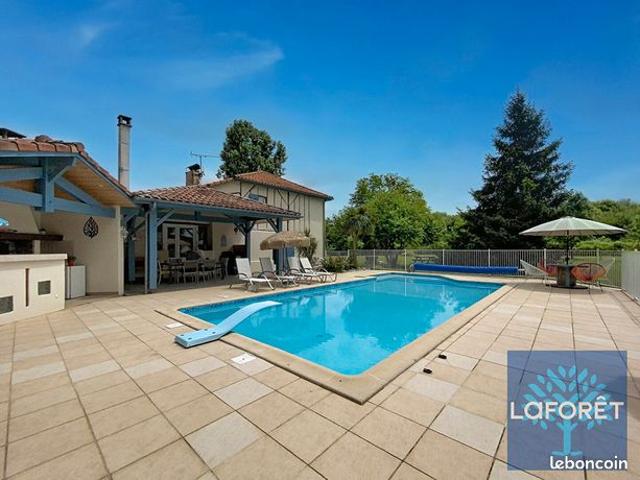 Ferme 7 pièces 207 m²