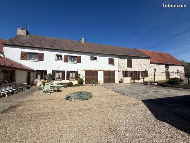 Ferme 7 pièces 209 m²