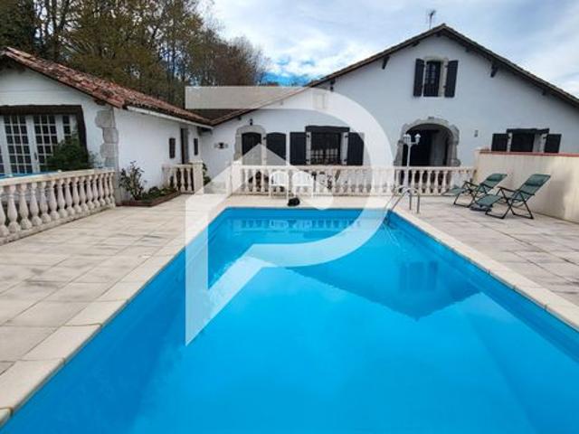 Ferme 7 pièces 210 m²