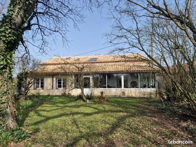 Ferme 7 pièces 215 m²