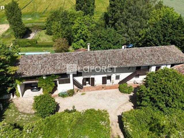 Ferme 7 pièces 217 m²
