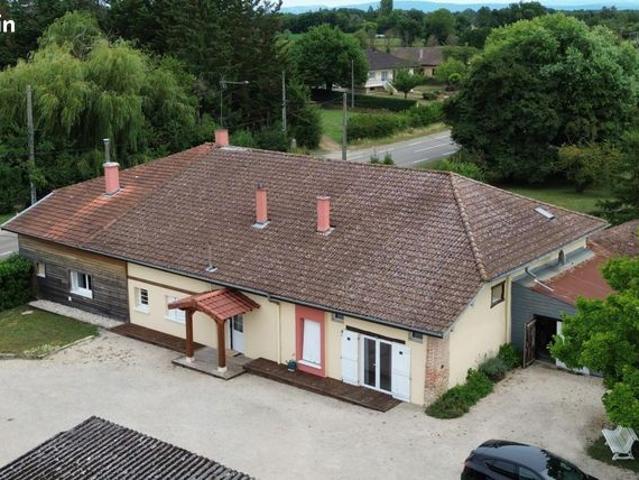 Ferme 7 pièces 220 m²