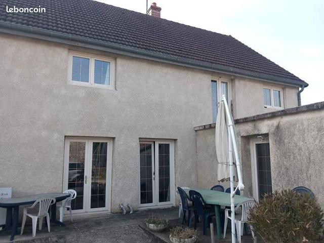Ferme 7 pièces 236 m²