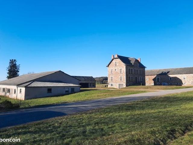 Ferme 7 pièces 240 m²