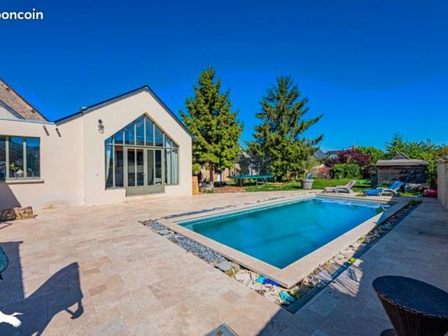 Longère 7 pièces 240 m²