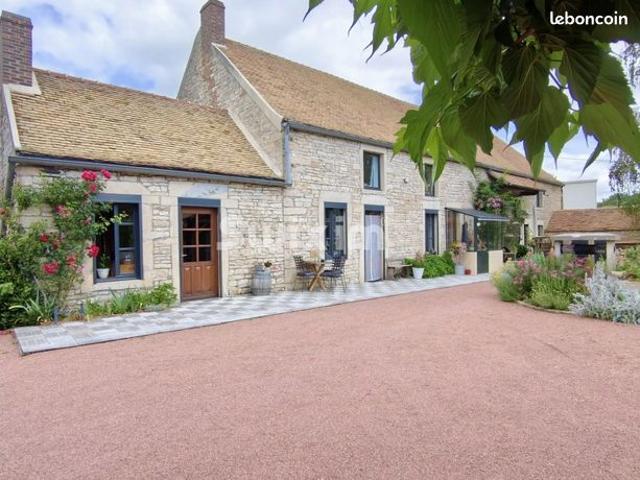 Ferme 7 pièces 250 m²