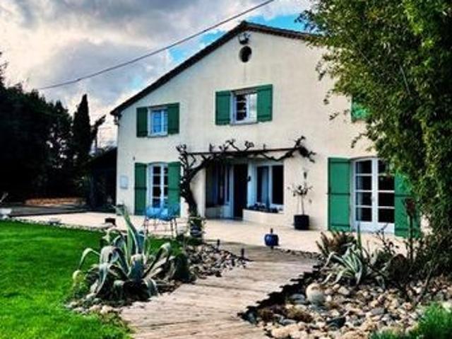Ferme 7 pièces 252 m²