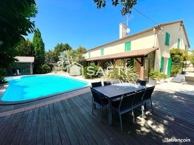 Ferme 7 pièces 255 m²