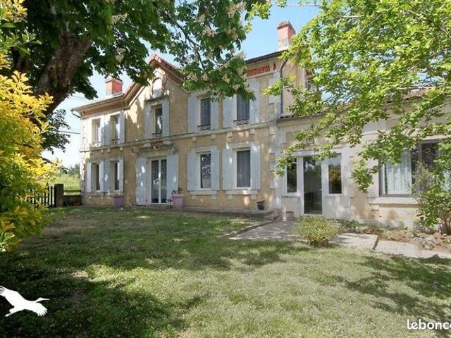Ferme 7 pièces 259 m²
