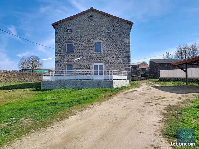 Ferme 7 pièces 2 324 m²