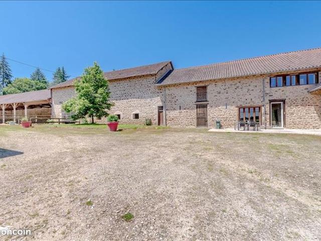 Ferme 8 pièces 589 m²