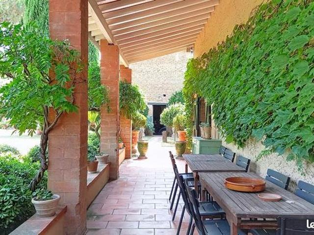 Ferme 8 pièces 148 m²