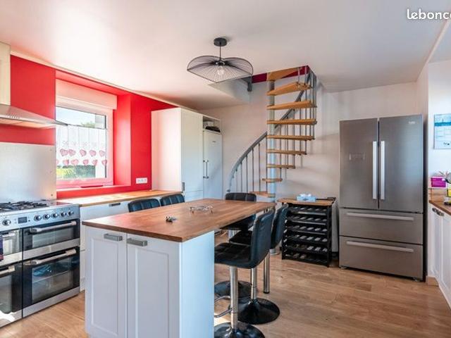 Ferme 8 pièces 150 m²