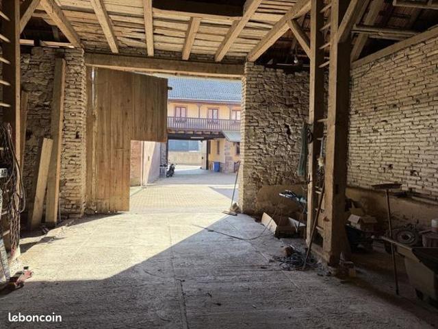 Ferme 8 pièces 160 m²
