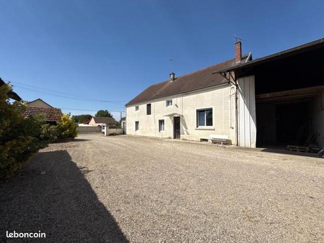 Ferme 8 pièces 174 m²