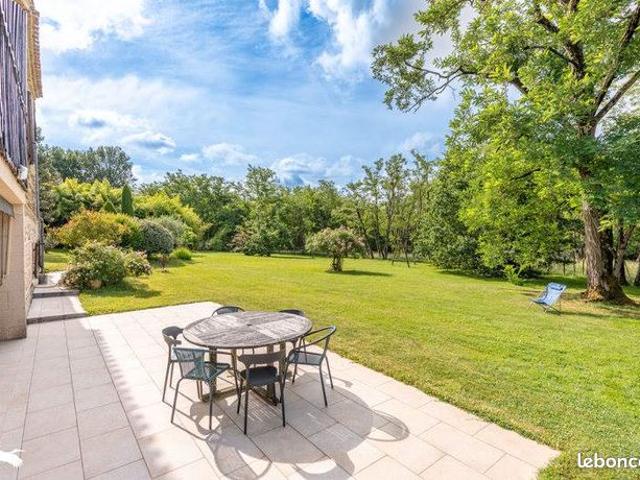 Ferme 8 pièces 181 m²