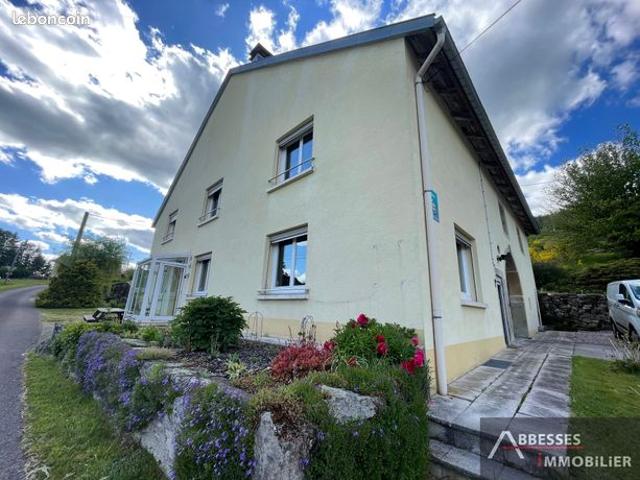 Ferme 8 pièces 183 m²