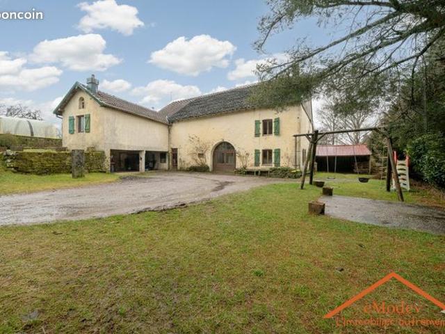 Ferme 8 pièces 190 m²