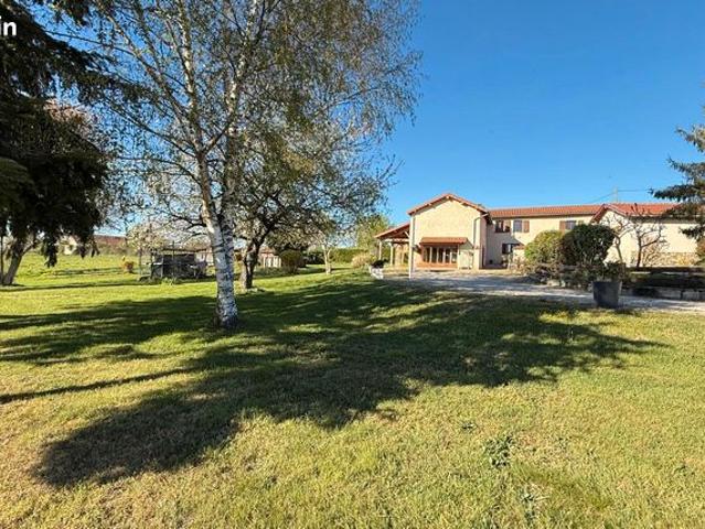 Ferme 8 pièces 193 m²