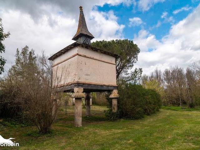 Ferme 8 pièces 201 m²