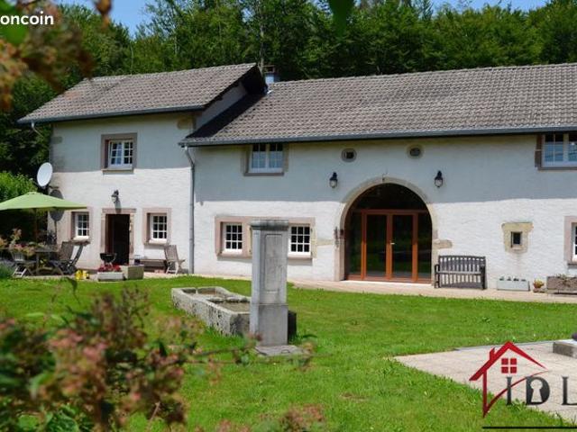 Ferme 8 pièces 204 m²