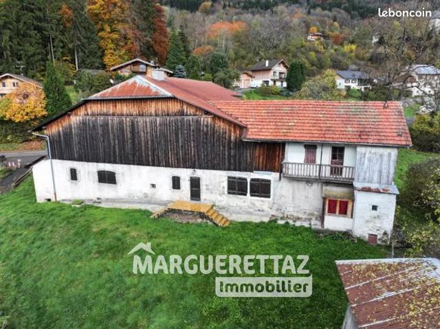 Ferme 8 pièces 213 m²