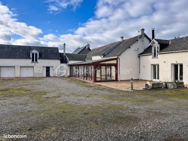 Ferme 8 pièces 220 m²