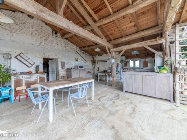 Ferme 8 pièces 224 m²