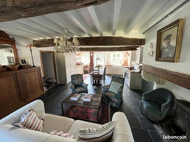 Ferme 8 pièces 240 m²