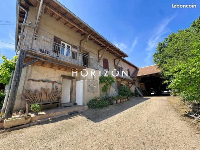 Ferme 8 pièces 248 m²