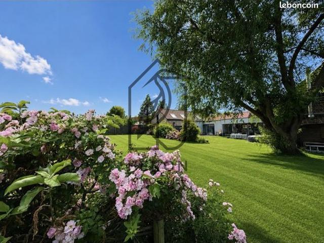 Ferme 8 pièces 256 m²
