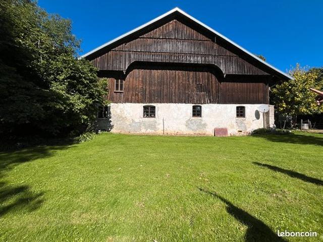 Ferme 8 pièces 260 m²