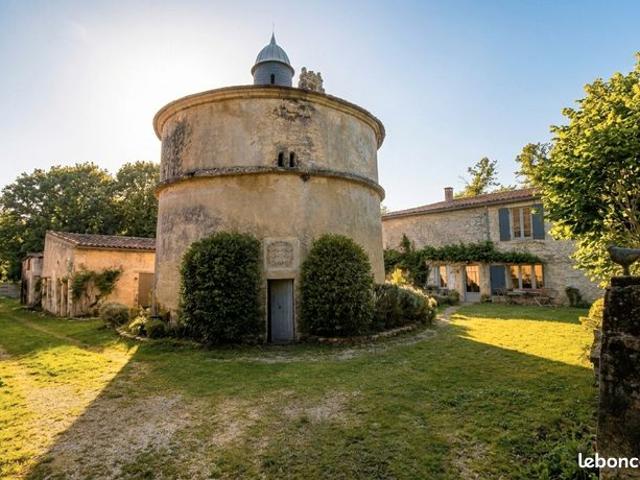 Ferme 8 pièces 281 m²