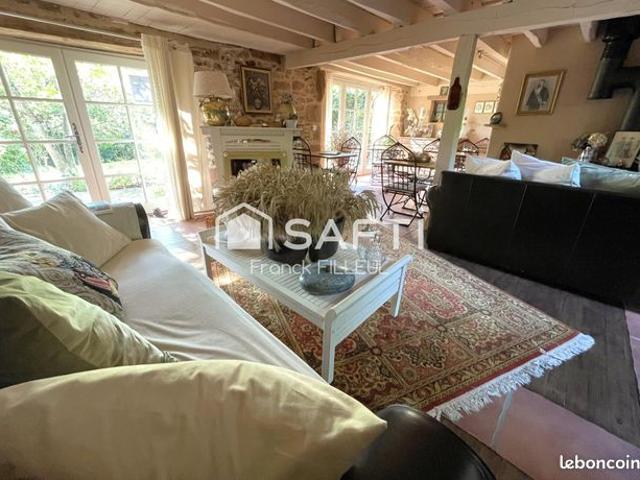 Ferme 8 pièces 282 m²
