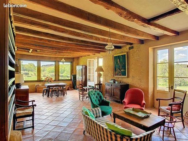 Ferme 8 pièces 286 m²