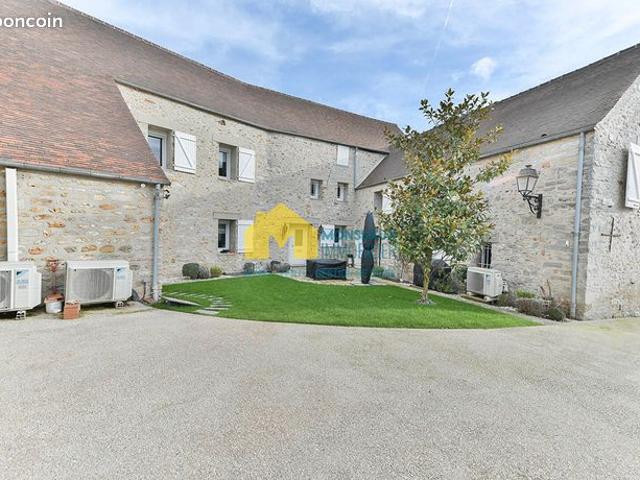 Ferme 8 pièces 290 m²