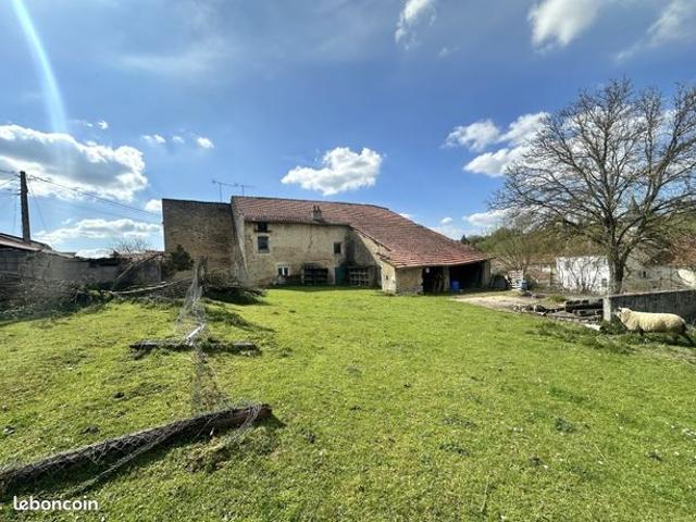 Ferme 8 pièces 300 m²