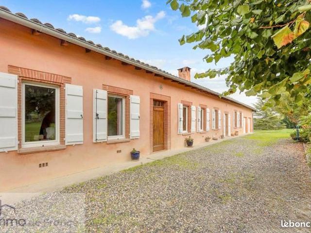 Ferme 8 pièces 310 m²