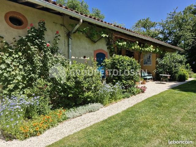 Ferme 8 pièces 320 m²