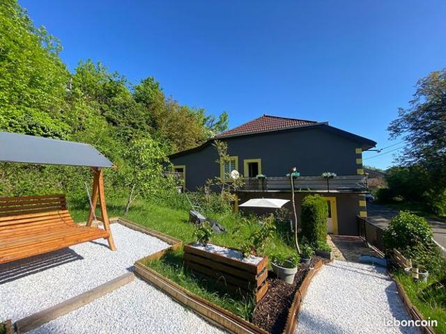 Ferme 8 pièces 340 m²
