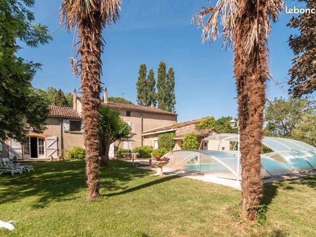 Ferme 8 pièces 350 m²