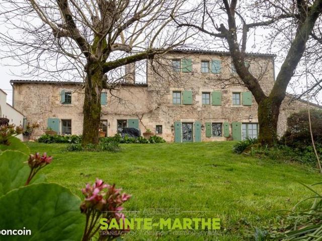 Ferme 8 pièces 351 m²
