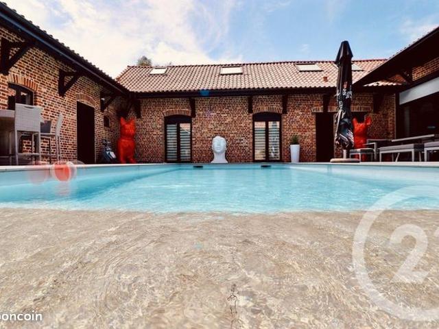 Ferme 8 pièces 355 m²