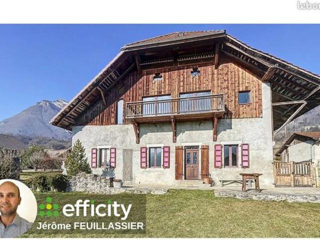 Ferme 9 pièces 472 m²