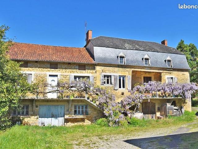 Ferme 9 pièces 131 m²