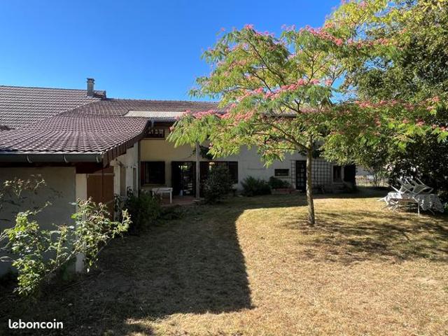 Ferme 9 pièces 140 m²