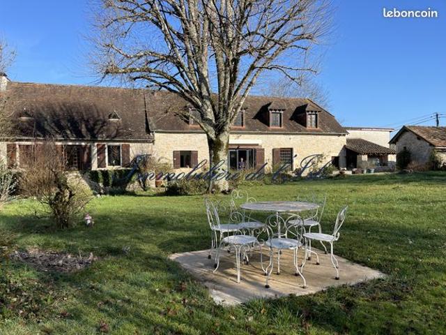 Ferme 9 pièces 200 m²