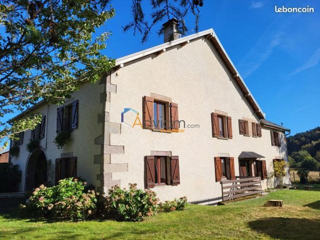 Ferme 9 pièces 205 m²